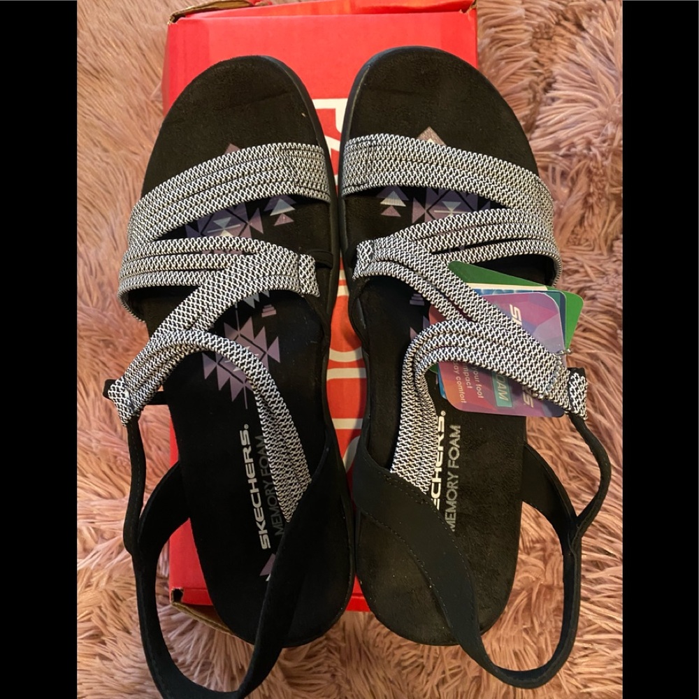 Skecher Women’s Reggae Slim Skech Appeal Sandal